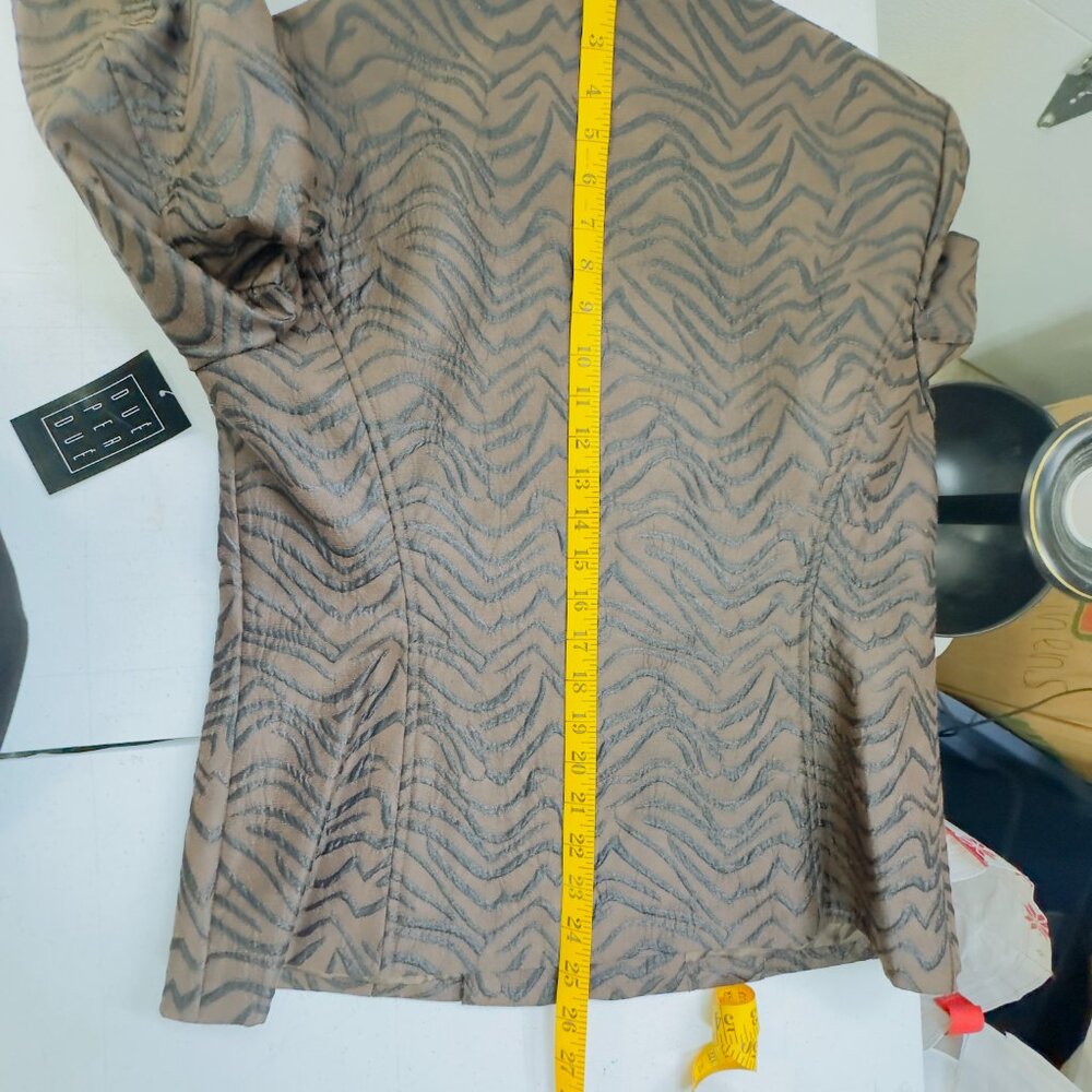 Due Per Due Ladies NWT Brown Black Zipper Jacket Style T71850 Striped Tiger - Picture 16 of 16